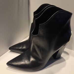 Sigerson Morrison SMVESTA Black Leather Ankle Booties